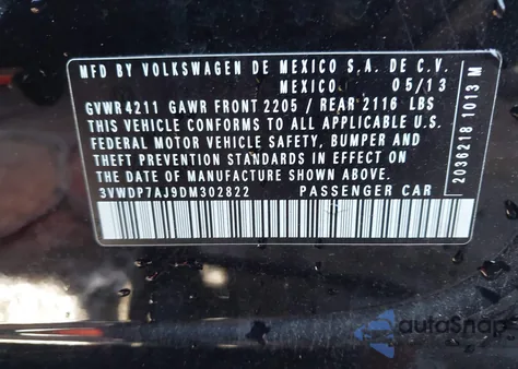 2013 Volkswagen Jetta 2.5L Se z USA, uszkodzony, nr VIN 3VWDP7AJ9DM302822